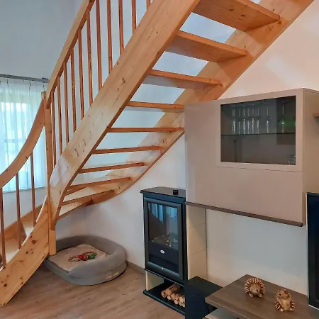 29 By Interhome